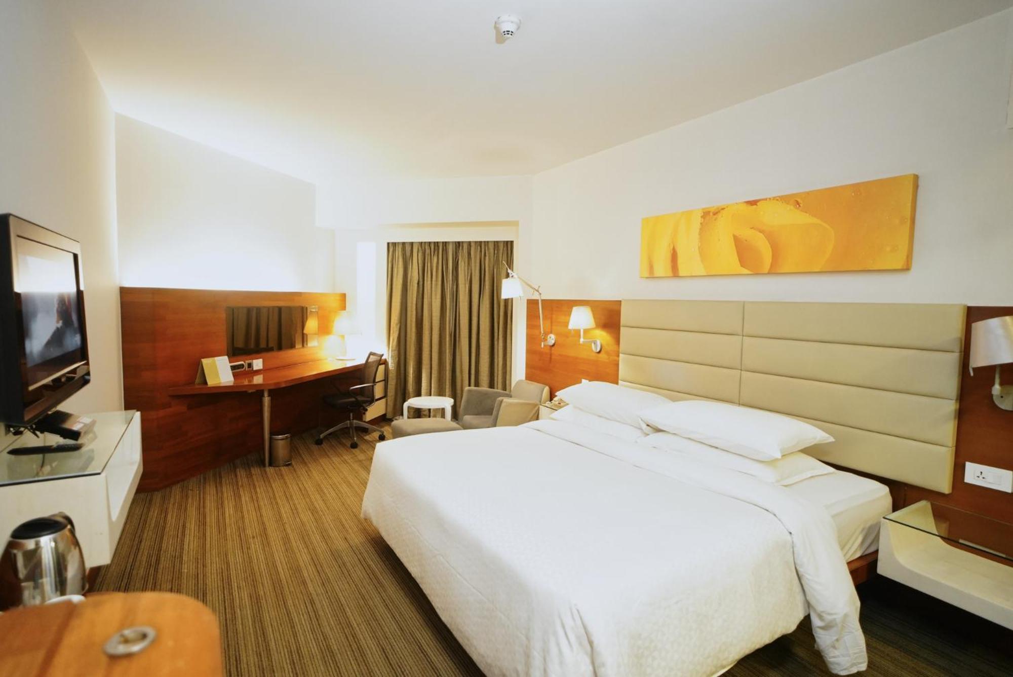 Four Points By Sheraton Visakhapatnam Exterior photo