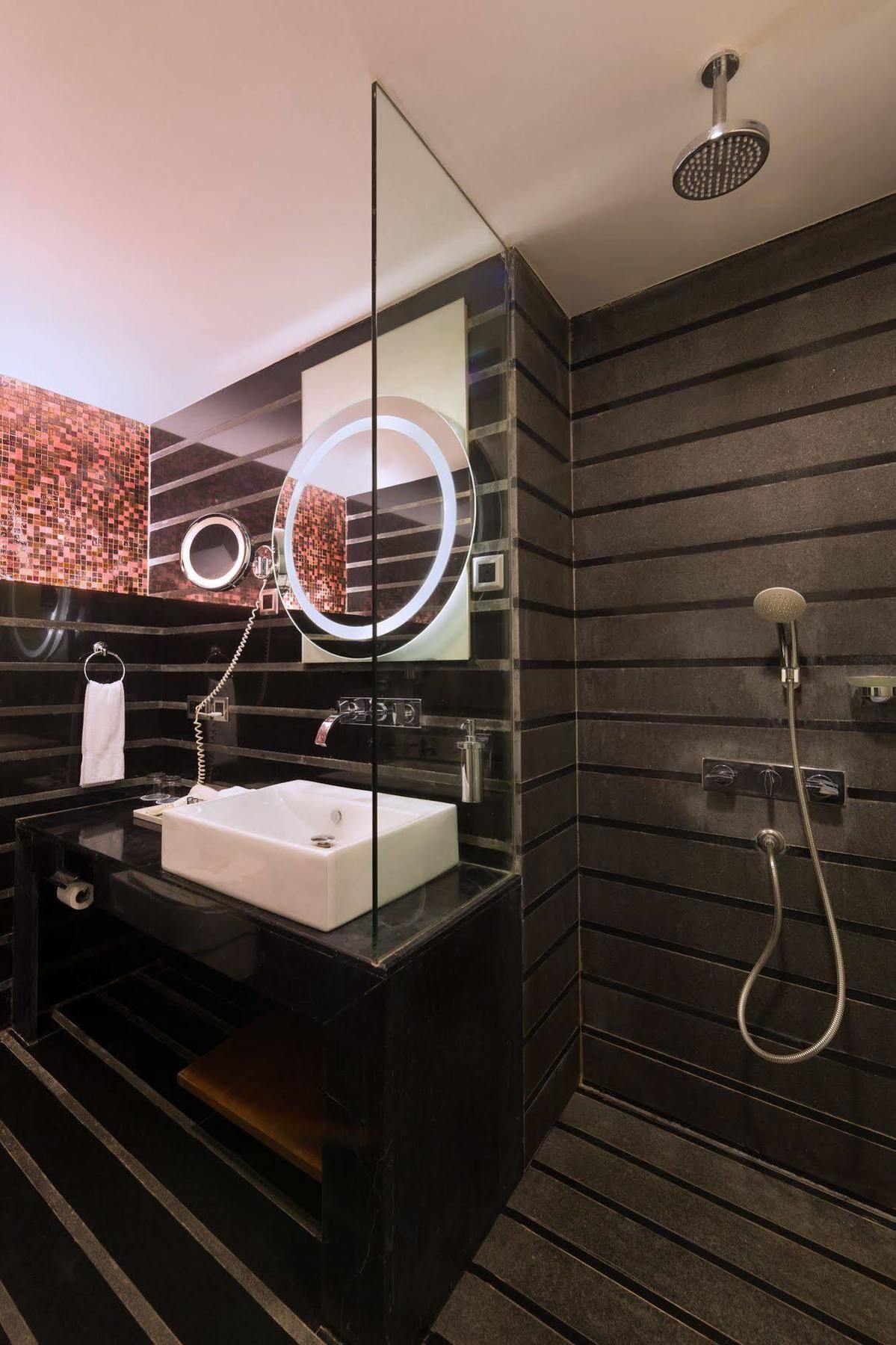 Four Points By Sheraton Visakhapatnam Exterior photo